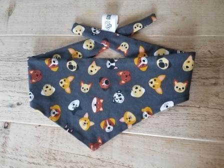 Made by Nami Boho Hundehalstuch in verschiedenen Größen für kleine und große Hunde ( Lila , S) - Finden Sie alles rund um ihr Tier bei . Gratis Versand durch schon ab 29