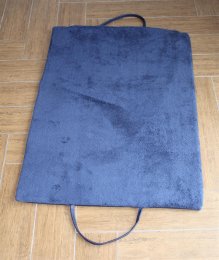 Decke mit Tragegriffen blau